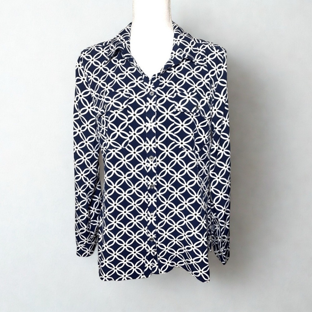 NWT NY Collection Women Long Sleeve Button Down Shirt Size Medium